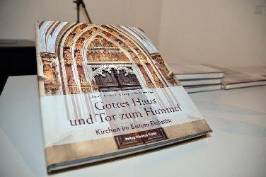 Neues Buch über 19 Kirchen im Bistum Eichstätt